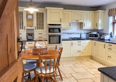 The lovely kitchen at Poets Corner