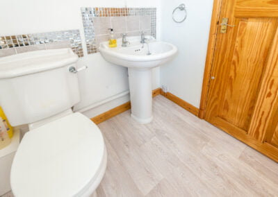 Fenside upstairs bathroom